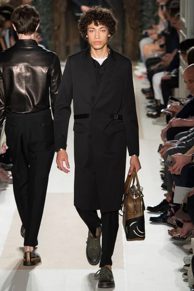 Look 51